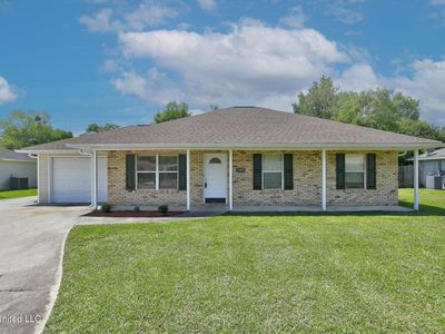 1003 Corr Cir, Waveland, MS, 39576