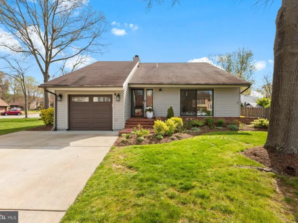 4515 Flintstone Rd, Alexandria, VA 22306