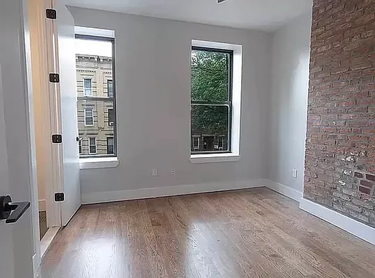 Rented by Stuyvesant Heights Realty Corp | media 17