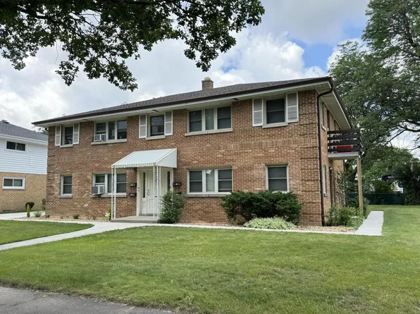 7269 West Lakefield DRIVE, Milwaukee, WI 53219