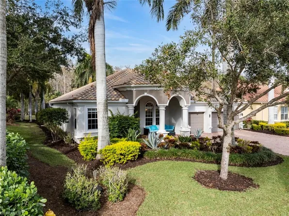 10023 Escambia Bay CT, NAPLES, FL 34120