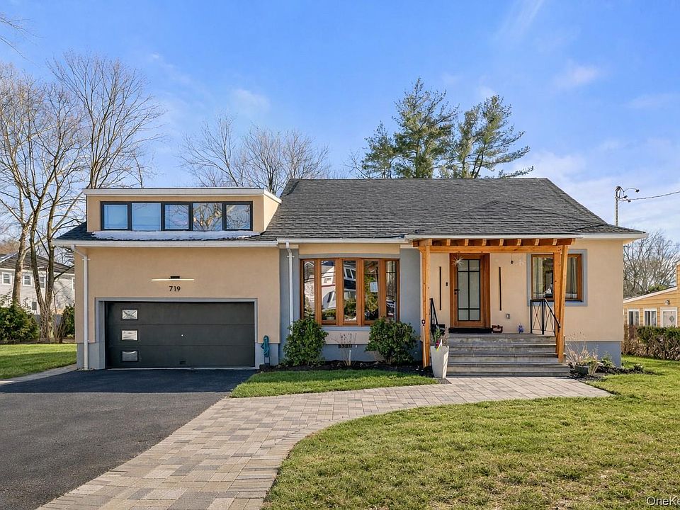 1st image of 719 Wilmot Road