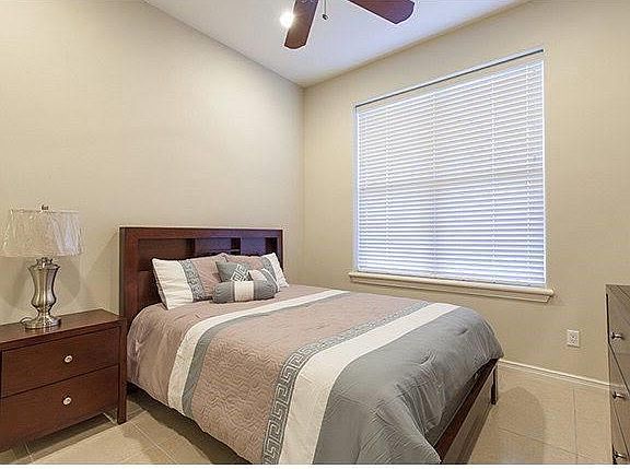 4th image of 800 Sunset Dr APT C23