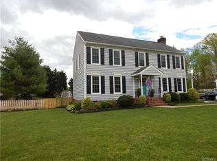 8318 Plum Grove Dr, Mechanicsville, VA 23111