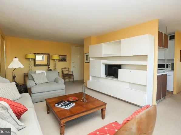 1001 City Ave #E-1011, Wynnewood, PA 19096