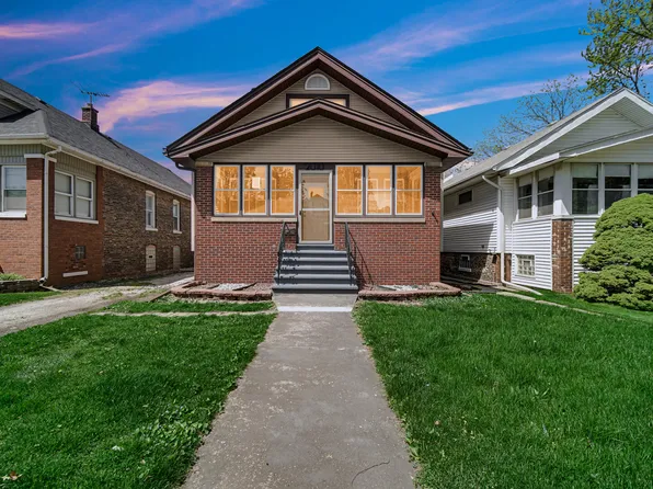 2010 Lincoln Ave, Whiting, IN 46394