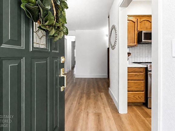 5th image of 6703 Admiral Ave