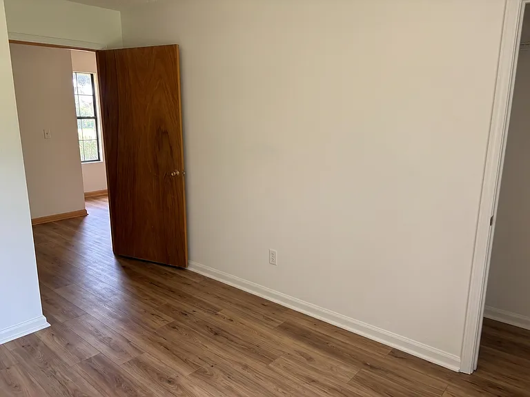640 Leath St — Photo 12