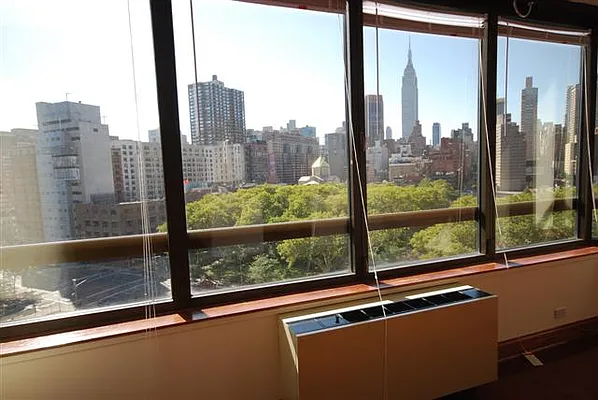 Rented by Luxury Habitat | media 39