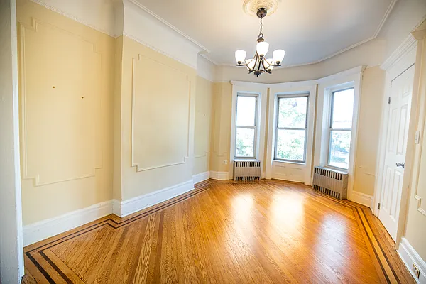 Rented by Sorensens Parkview Terrace Real Estate Inc | media 18