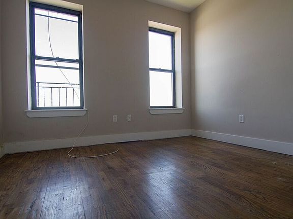 4th image of 1935 Bergen St #Lj