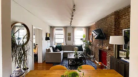 Rented by Roselyn  Fortuna LLC