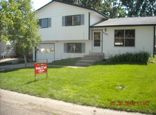 8200 Hallett Ct, Fort Collins, CO 80528