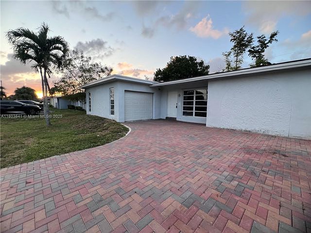 1st image of 11431 NW 35th St