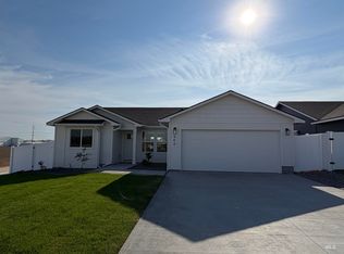 848 N 5th St, Nyssa, OR 97913
