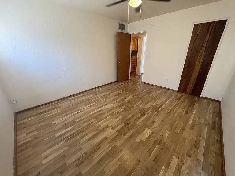 1908 N Tucker Dr — Photo 23