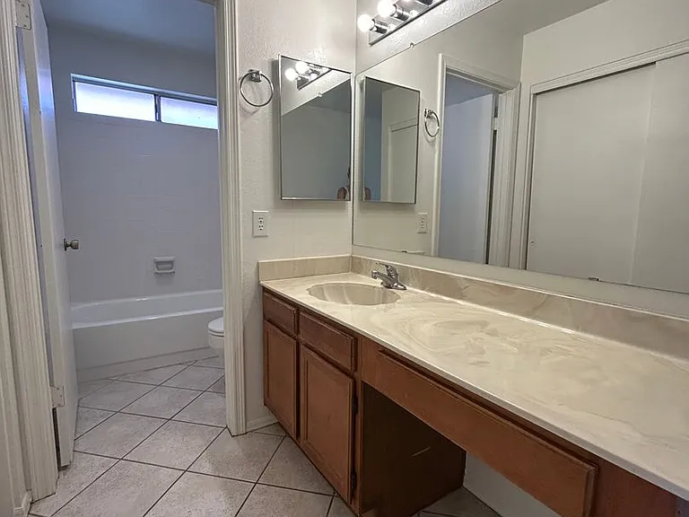 2338 W Orchid Ln — Photo 19