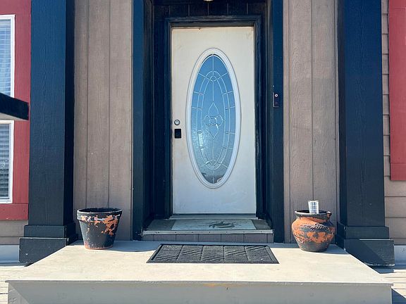 2nd image of 18641 Kenley Rd