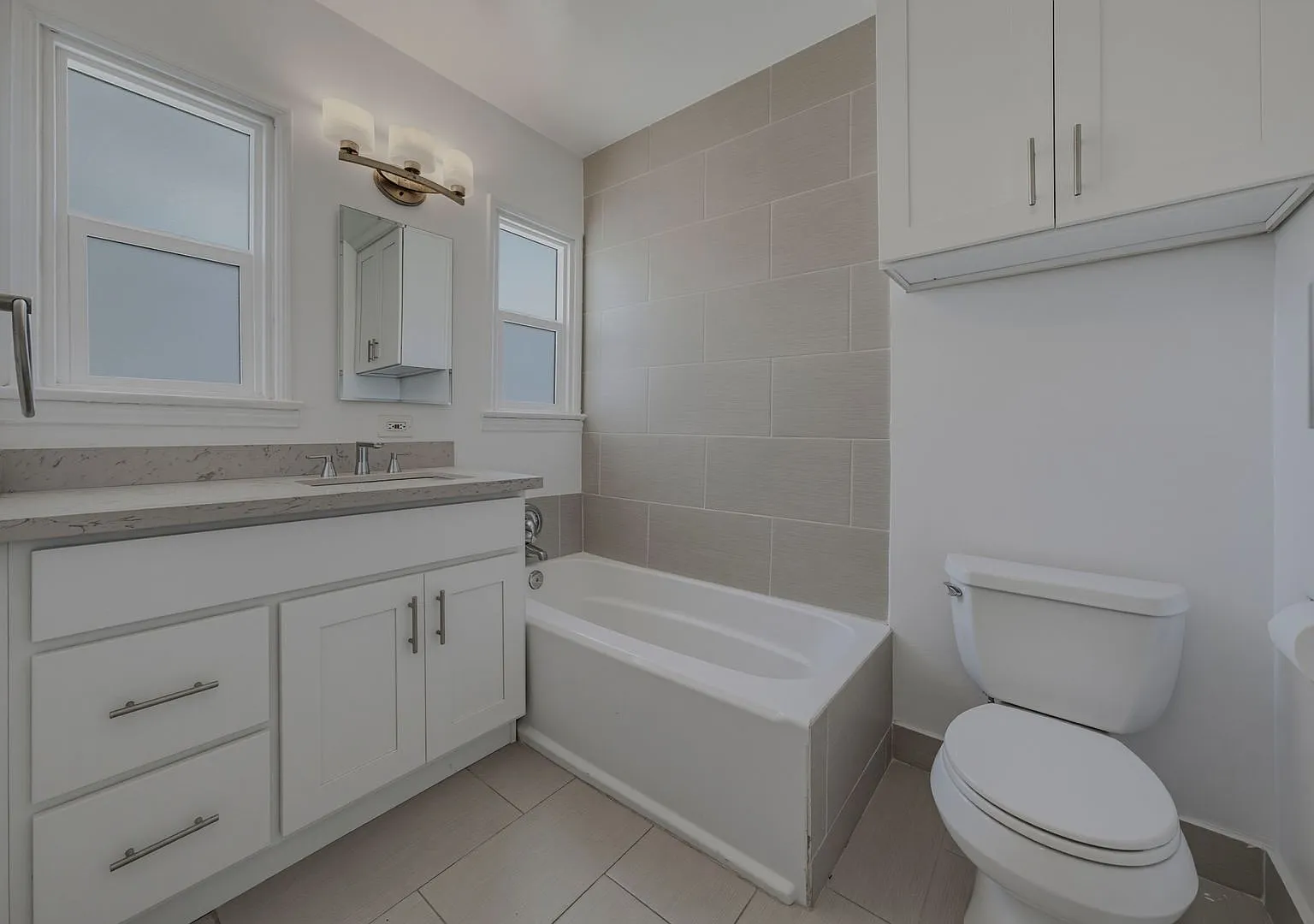 3 Bedroom Westchester/Kentwood area of Los Angeles — Photo 4