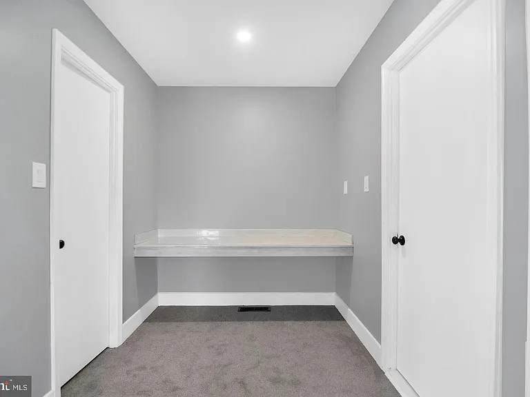 12404 Surrey Circle Dr — Photo 16