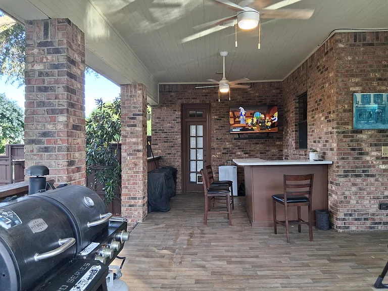 100 Sewell Ct — Photo 15