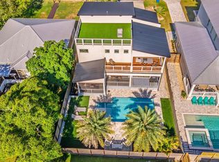 213 Pinetree Dr, Panama City Beach, FL 32413