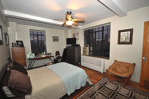 Rented by Corcoran | media 21