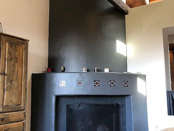 3rd image of 3075 Burdeck Dr