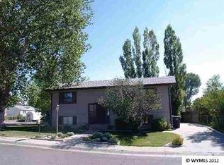 222 Tamarisk Dr, Riverton, WY 82501
