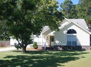215 Lois Cir, Moncks Corner, SC 29461