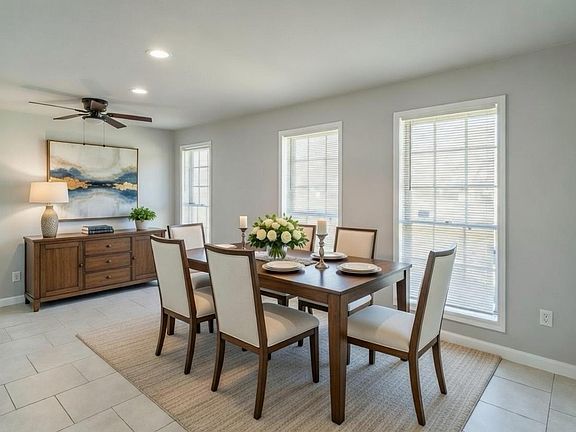 3rd image of 11623 Rowan Ln