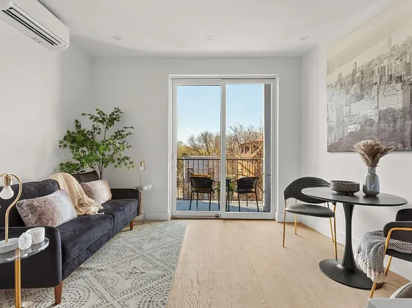 1526 Lincoln Pl #1R, Brooklyn, NY 11213