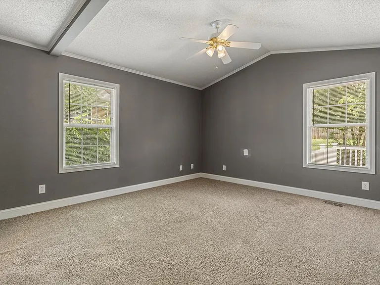 10629 Lone Star Way — Photo 7