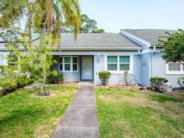 1374 Wickford St, Safety Harbor, FL 34695