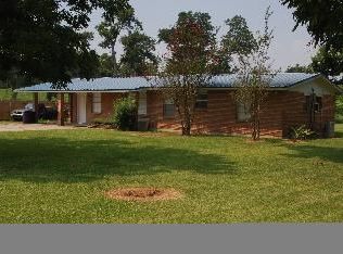 2140 Besson Ln, Sunshine, LA 70780