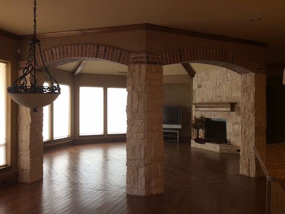 5th image of 1330 Crooked Stick Dr