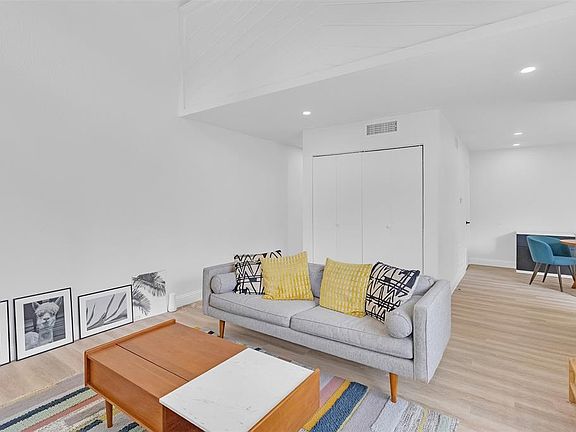 LIVING ROOM VIEW