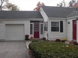 4 Everett St, Natick, MA 01760