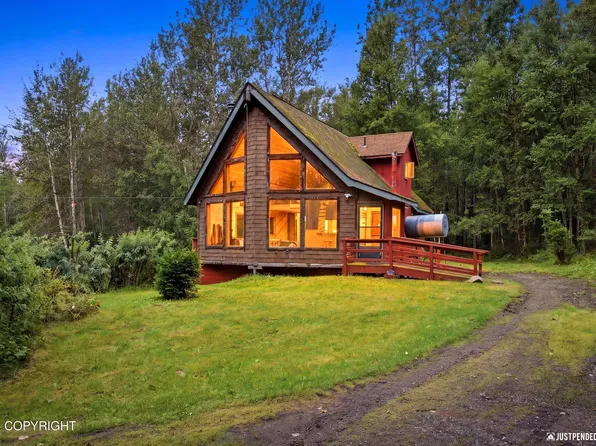 11829 N Jonesville Mine Rd, Sutton, AK 99674