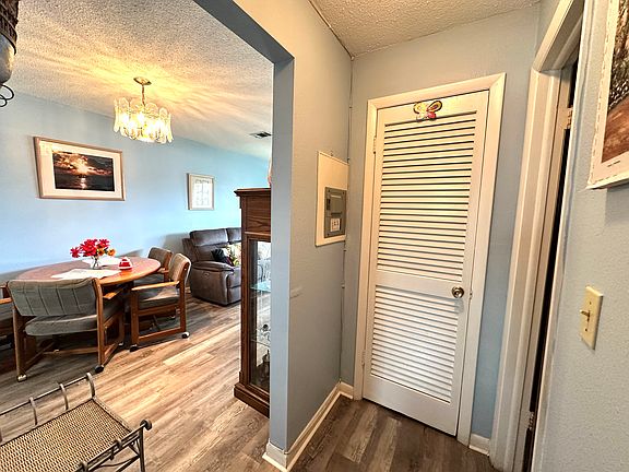 View of Dining Room from hallway