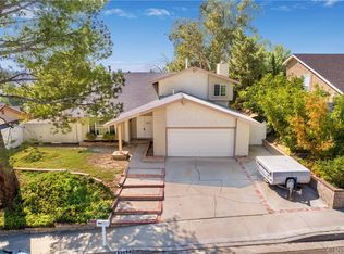 23054 Frisca Dr, Santa Clarita, CA 91354