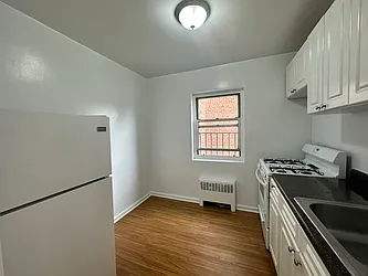 Rented by Karten Real Estate Services LLC