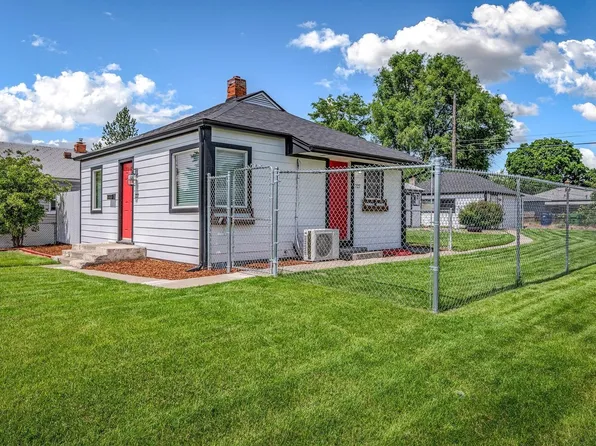 727 E Crown Ave, Spokane, WA 99207