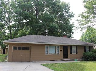 604 SW 16th St, Blue Springs, MO 64015