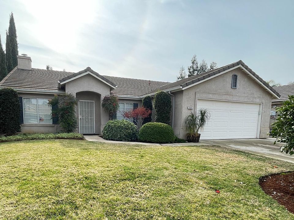 1st image of 2693 E Hillview Ave