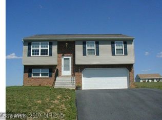 18848 Diller Dr, Hagerstown, MD 21742