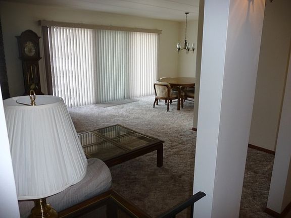 4th image of 15703 Brassie Ct APT 1S