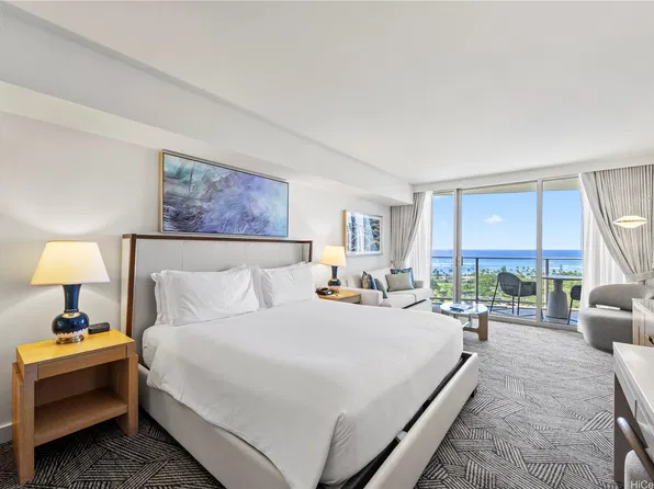 383 Kalaimoku St #2113, Honolulu, HI 96815