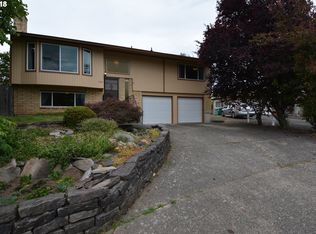 2623 NE 7th Ct, Gresham, OR 97030