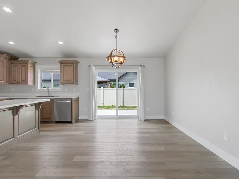 902 Monument Peak Pl — Photo 14